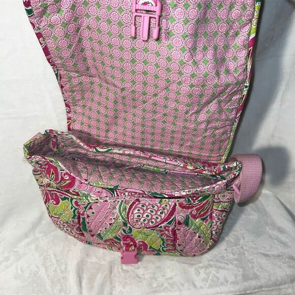 Vera Bradley Pinwheel Pink Cargo Bag Set with Wristlet, lunch bag and Checkbook - Picture 12 of 16